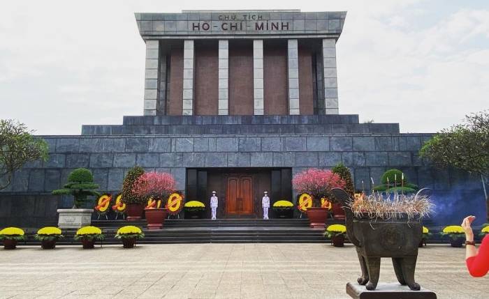 Lăng Bác – Khu di tích chủ tịch Hồ Chí Minh